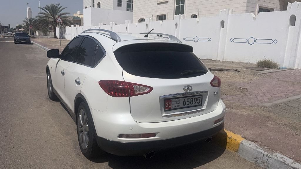 إنفينيتي EX35 2010 بحالة ممتازة