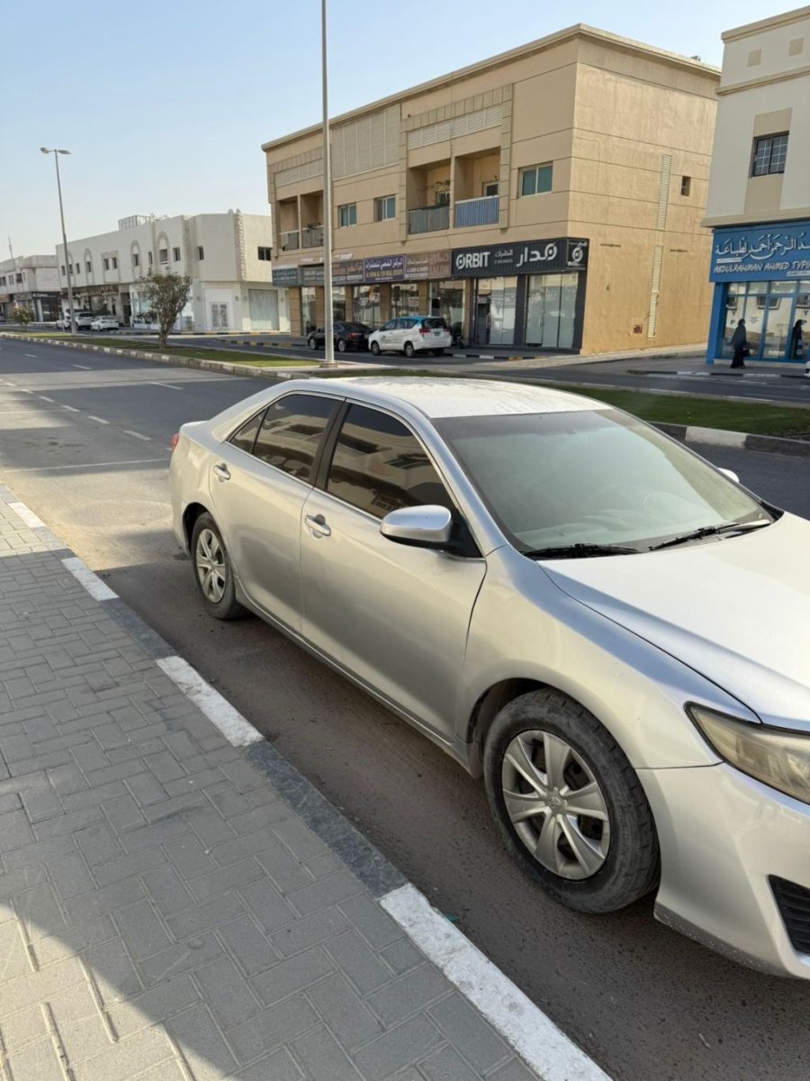 تويوتا كامري 2014 مواصفات خليجية للبيع - سيارات - صورة 5 من 5