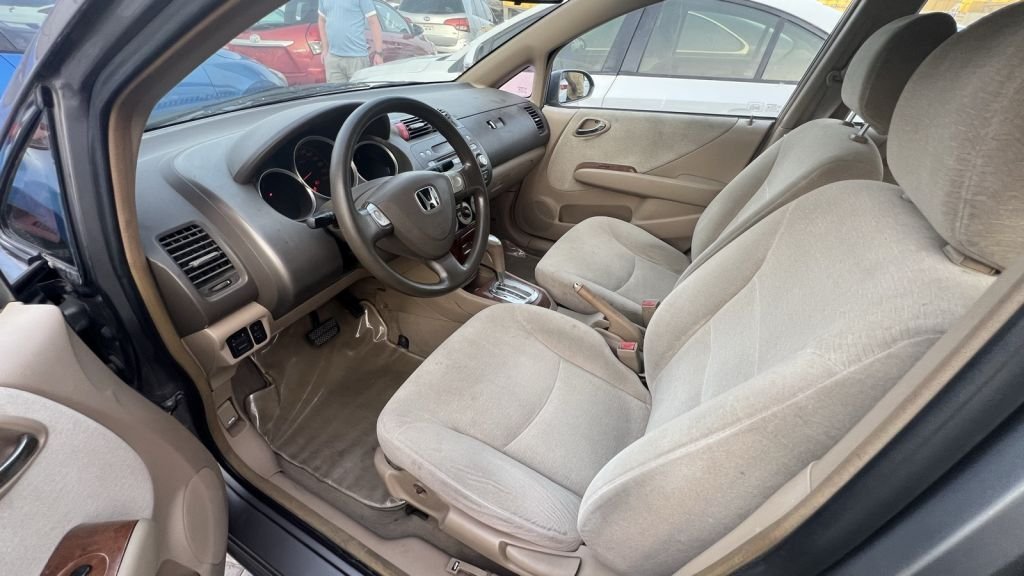 Honda City 2008 GCC specs in excellent condition