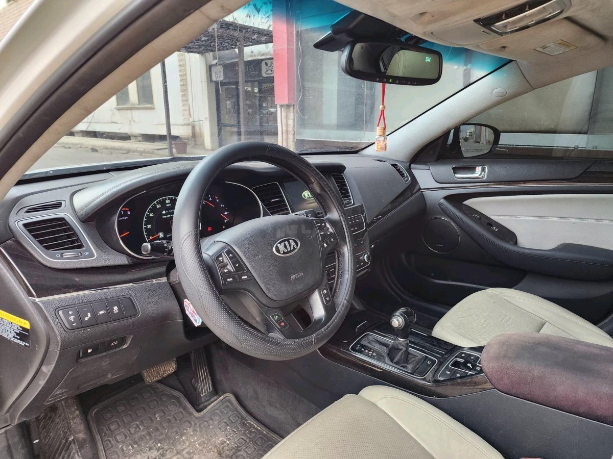 كيا – Kia كادينزا – Cadenza