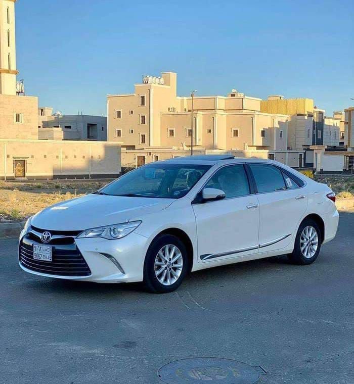 تويوتا فيلوز 2025 جديدة 7 مقاعد
