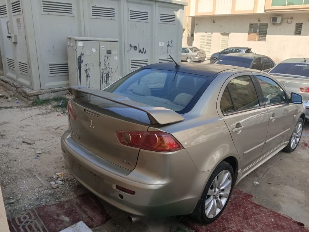 ميتسوبيشي لانسر 2008 للبيع